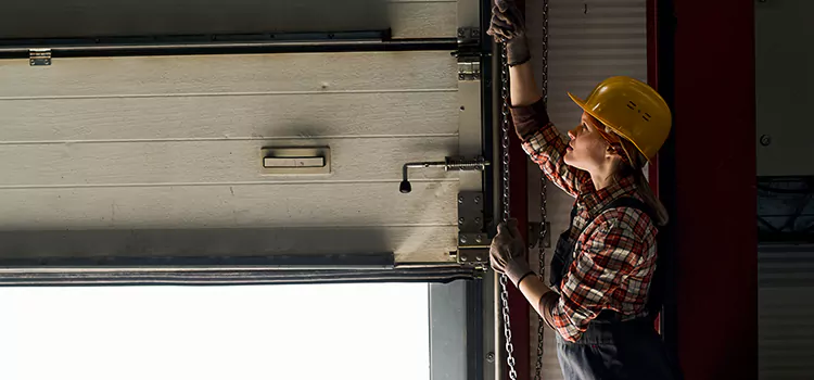 Addressing Common Garage Door Stoppage Issues in Frankfort, KY